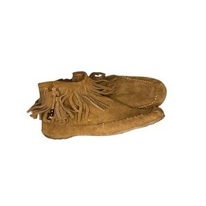 Minnetonka Fringe Moccasin Booties